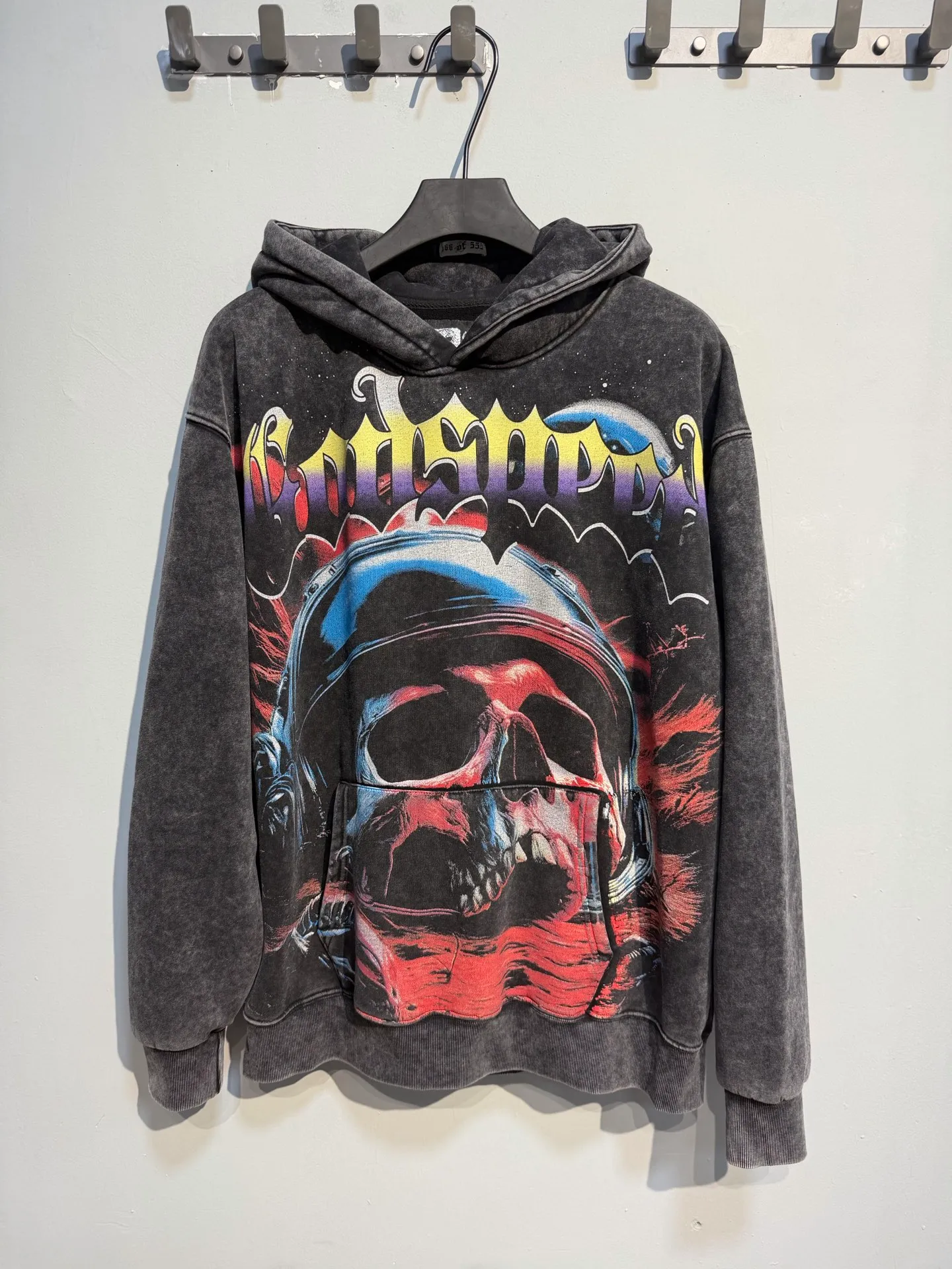 G 6605# Washed and distressed Black/Washed postal green I In Stock real shot Godspeed cross-border American rock street washed Retro style hooded pocket sweatshirt (high-definition printing) Fabric (fabric): High-density cotton washed sweatshirt plus velvet and thickened Weight Sizes (size): S-M-L-XL Color (colour): Washed and distressed Black/Washed postal green